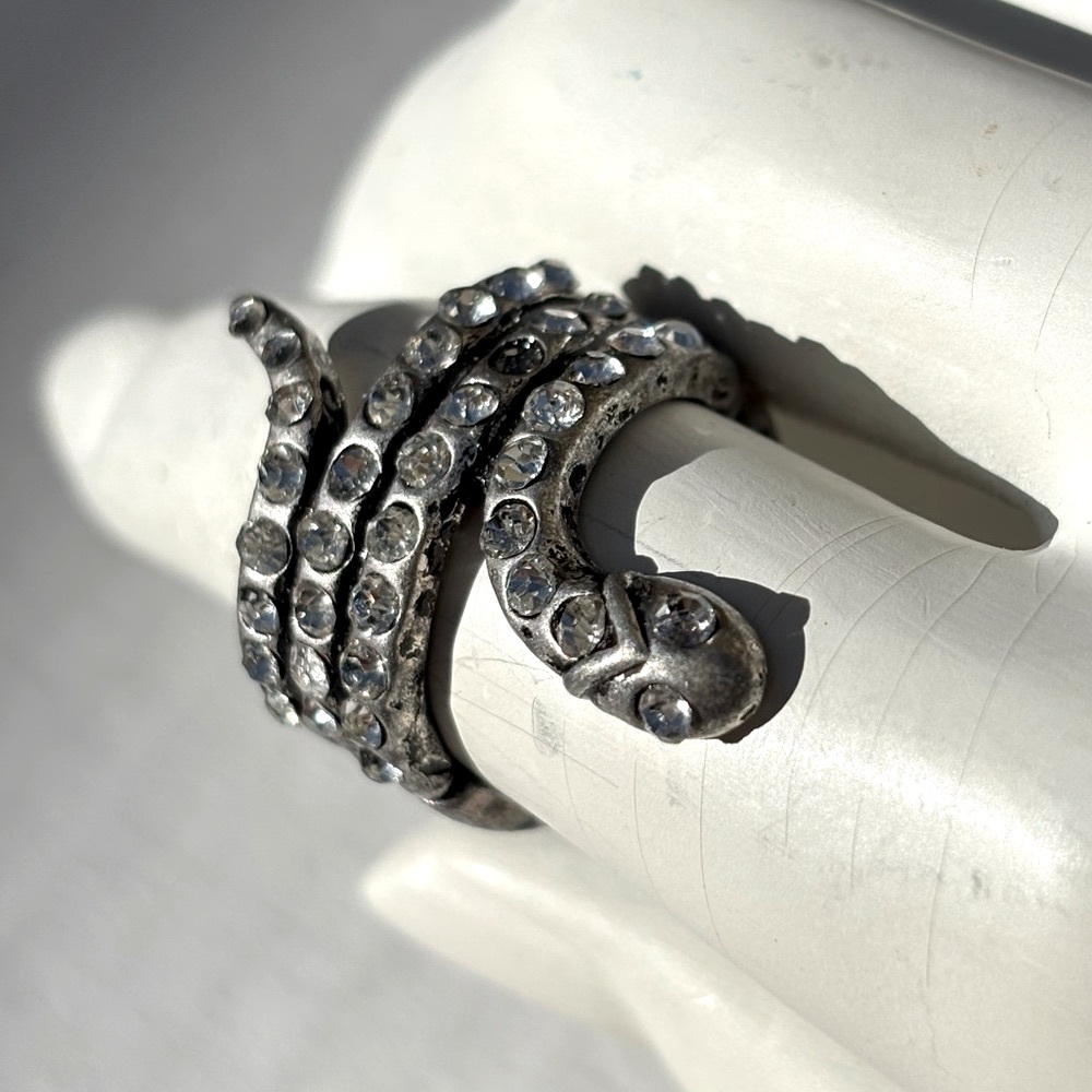 Snake Ring with rhinestones - Picture 3 of 8